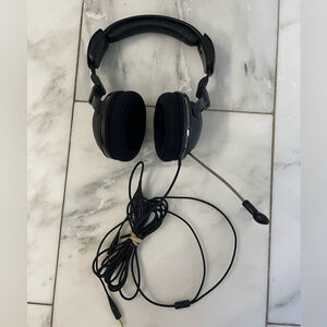 Alienware wired black over ear gamer headset earphones w/microphone tested works